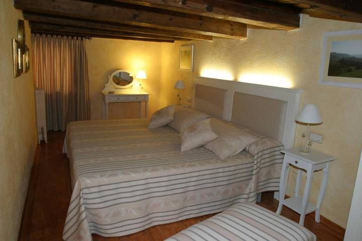Casa rural para 11 personas, con Balcón y Terraza en Miravete de la Sierra - 3
