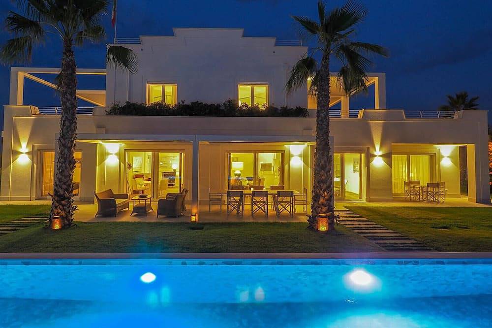 Portoverde Beach Villa 12, Emma Villas in Misano Adriatico, Provincia de Rimini