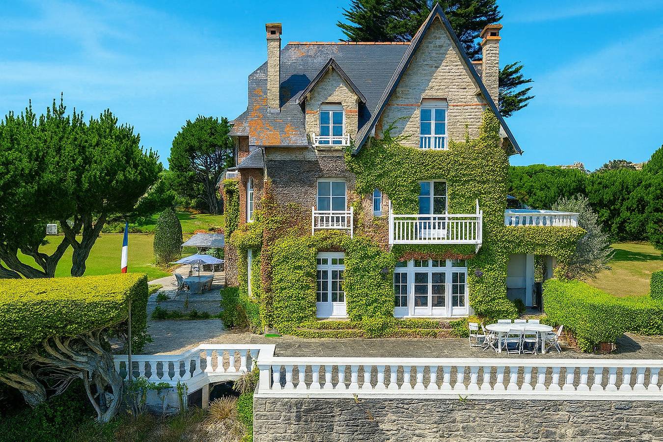 Villa la Feuillade - Magnifique Maison Vue Mer in Saint-Cast-le-Guildo, Région de Dinan
