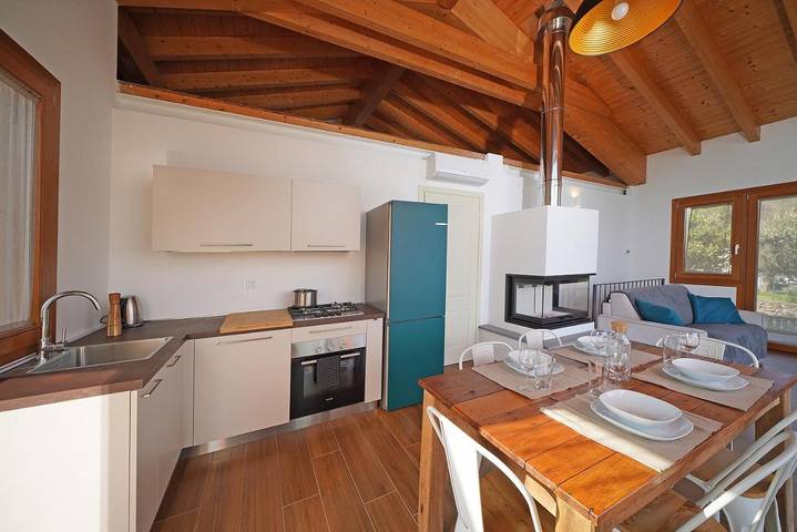 Villa für 8 Personen, mit Terrasse und Garten sowie Ausblick und Pool, mit Haustier in Toscolano-Maderno - 3