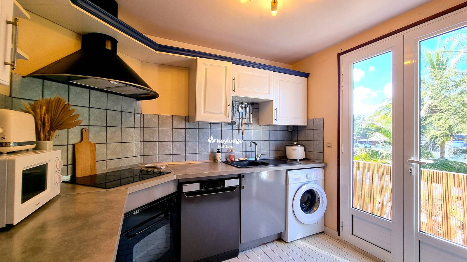 Appartement entier, T4 Duplex – La Goélette** – Saint-Gilles centre in Saint-Gilles les Bains, Saint-Paul (Réunion)