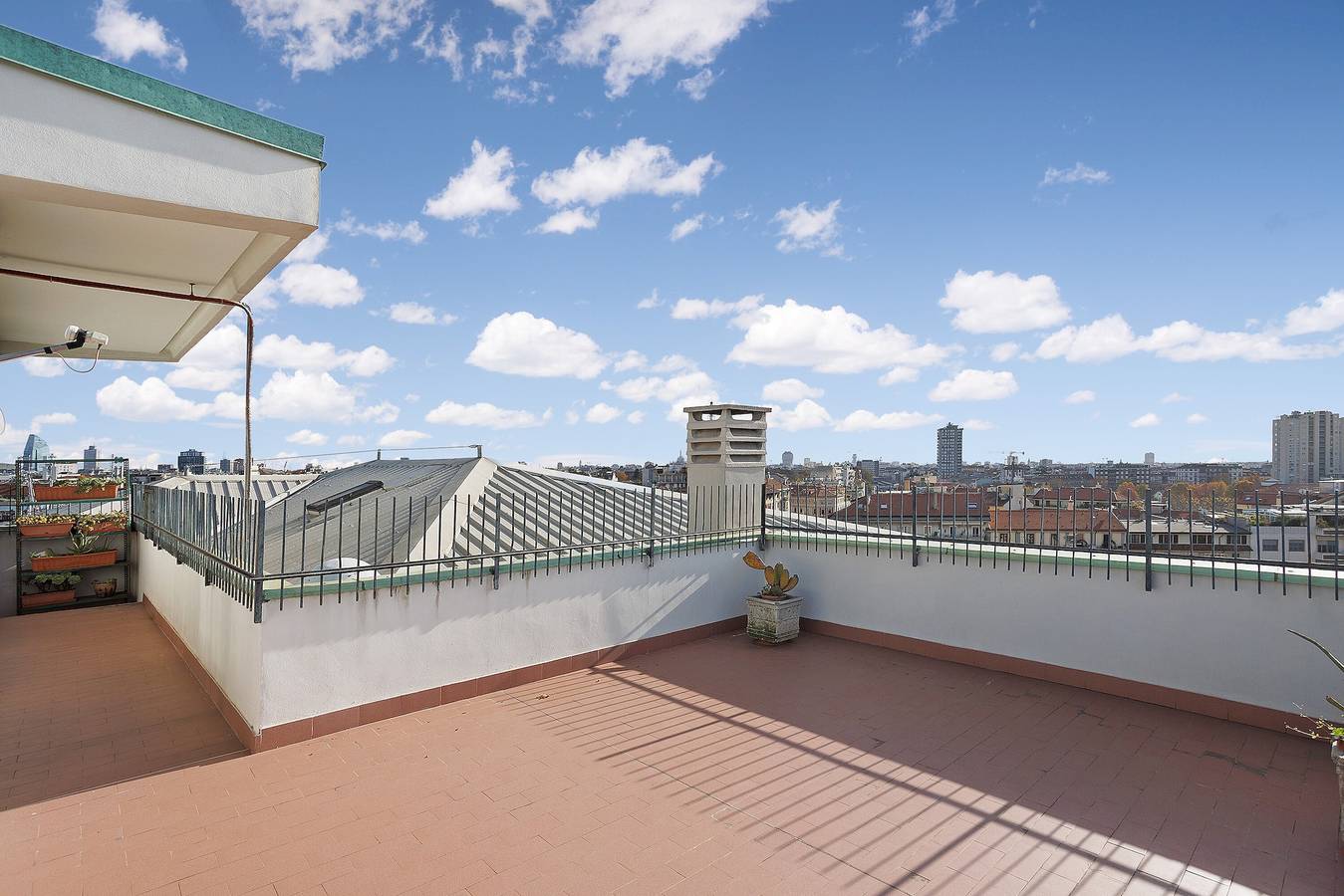 Estudio entero, Ático Parco Sempione - Milán con Wi-Fi y Aire Acondicionado in Milán, Provincia de Milan