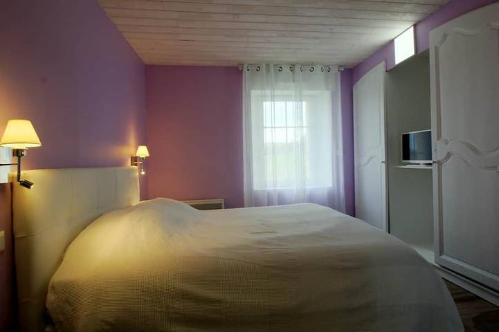 Location de vacances pour 4 personnes, avec piscine et jardin à Puisseguin - 4