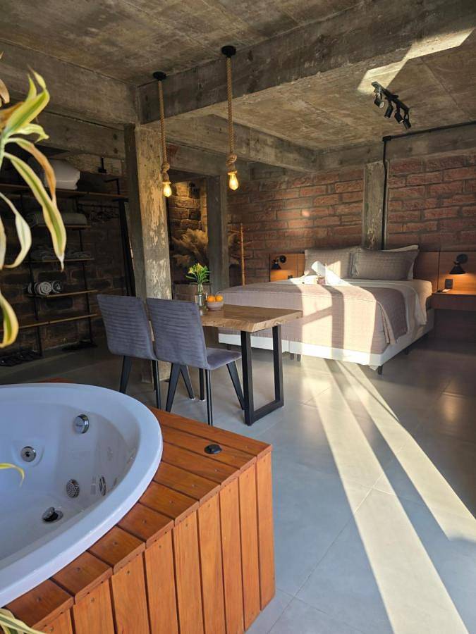 Casas e apartamentos de temporada para 2 pessoas, com jardim e jacuzzi em Bento Gonçalves