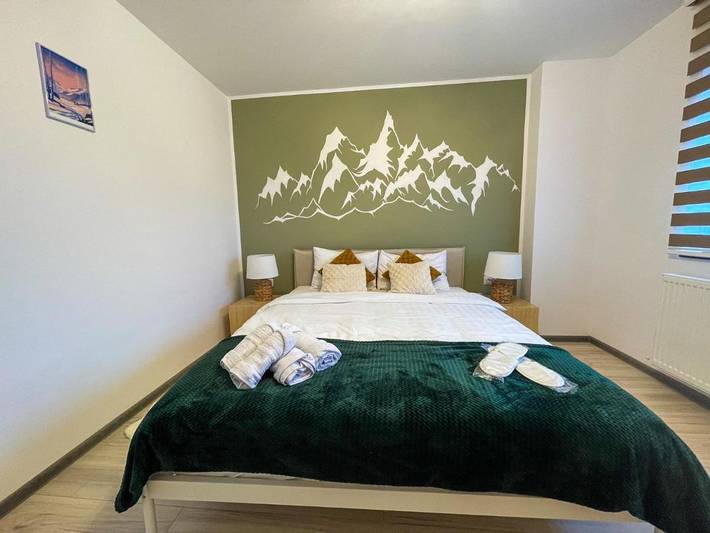 Gîte pour 4 personnes, avec terrasse et vue, animaux acceptés dans Câmpina - 4