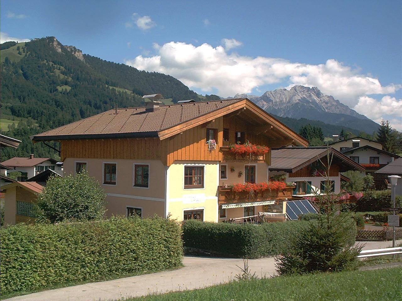Geheel vakantieappartement, Gästehaus Wörgötter in Fieberbrunn, Saalbach-Hinterglemm