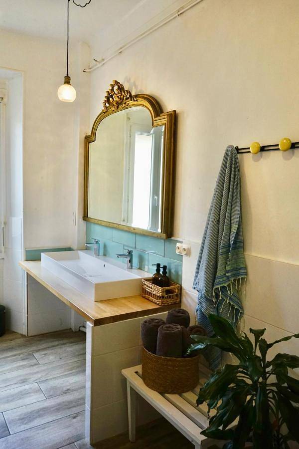 Single Room with Shared Bathroom in Côte Vermeille, Banyuls-sur-Mer