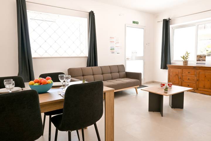 Apartment for 4 people, with terrace, with pets in Malta