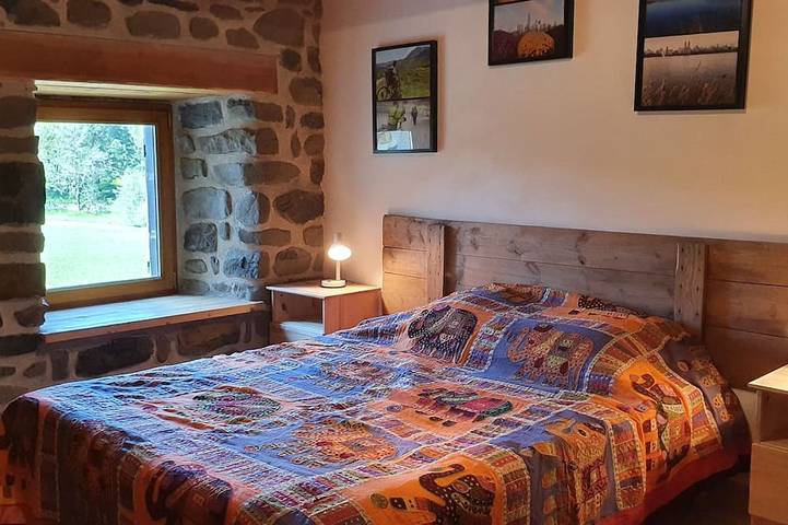 Location de vacances pour 14 personnes, avec terrasse ainsi que sauna et jardin à Les Vastres - 3