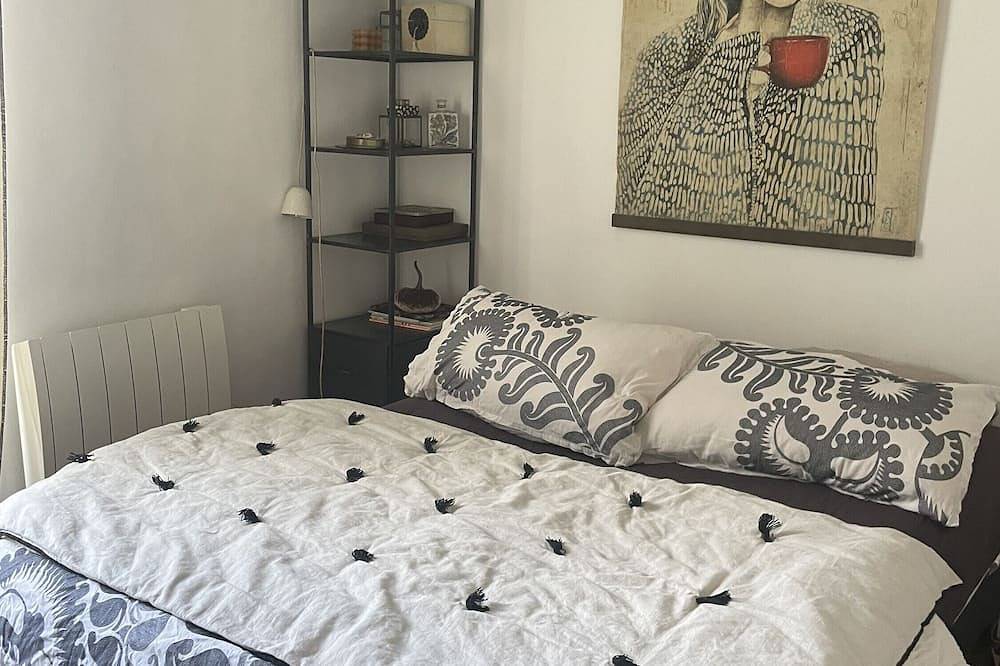 Entire apartment, Apartment 'Appartement Cosy' with Wi-Fi in Le Perreux-sur-Marne, Val-de-Marne