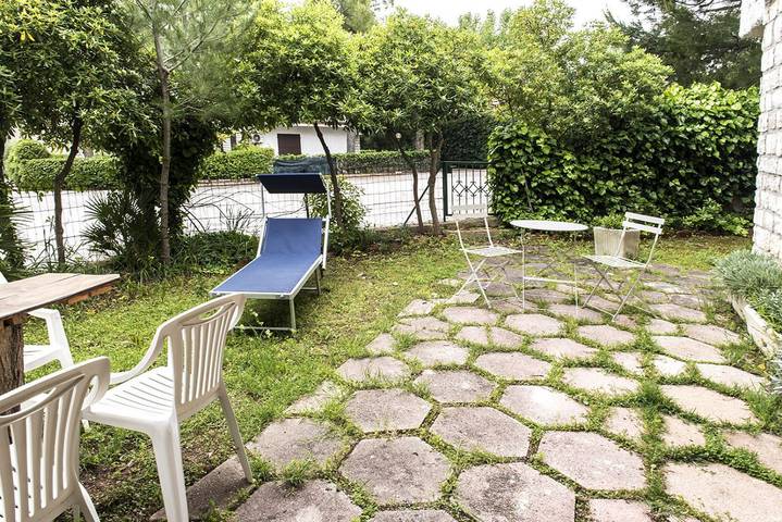 Apartamento entero, M297 - Marcelli, three-room apartment with garden at 100 m. from the sea in Marcelli, Numana