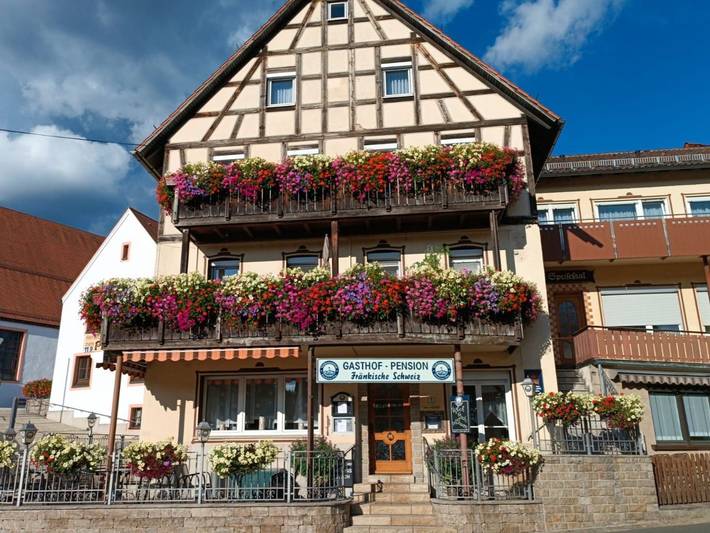 Hotel, mit Balkon