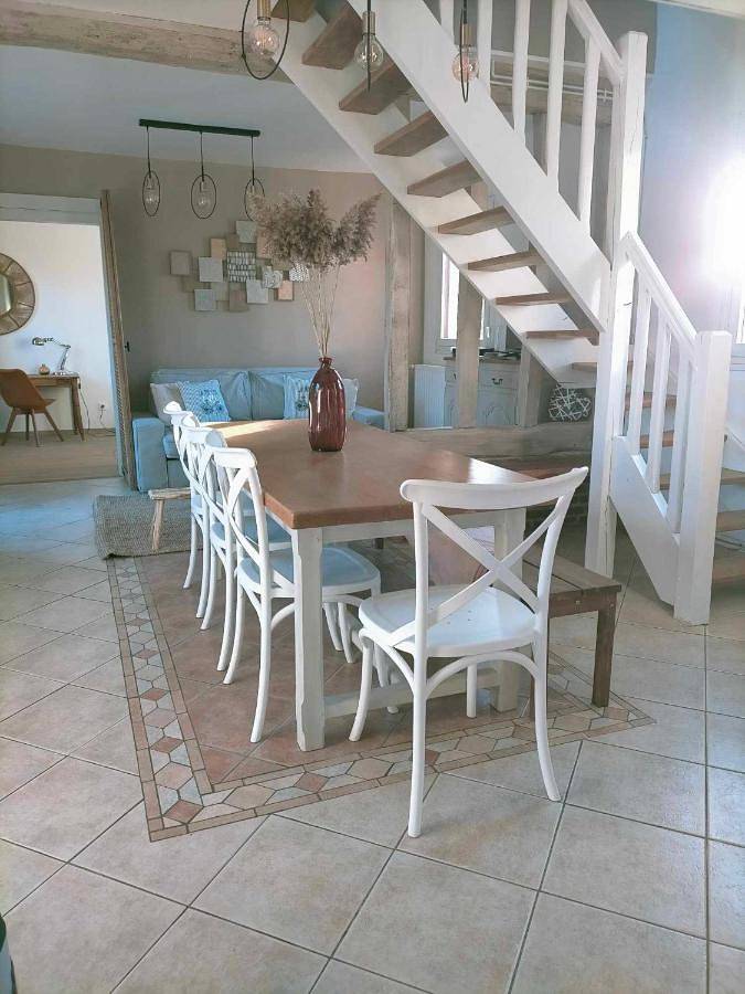 Location de vacances pour 10 personnes, avec terrasse, animaux acceptés à Saint-Martin-Osmonville