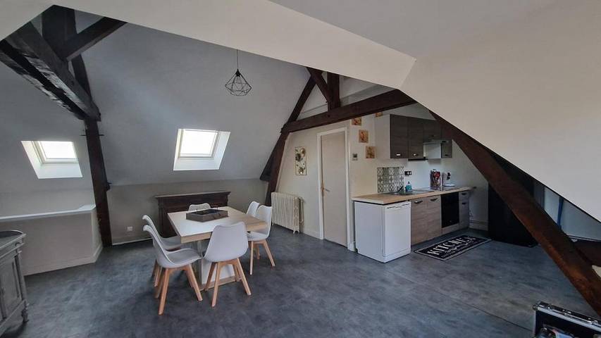 Location de vacances pour 6 personnes, avec terrasse ainsi que jardin et vue à Seuilly - 4