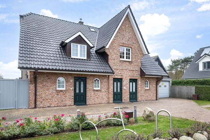 Ganze Wohnung, Genießen Sie die zentrale, aber ruhige Lage des Appartement ! in Westerland, Sylt (Gemeinde)