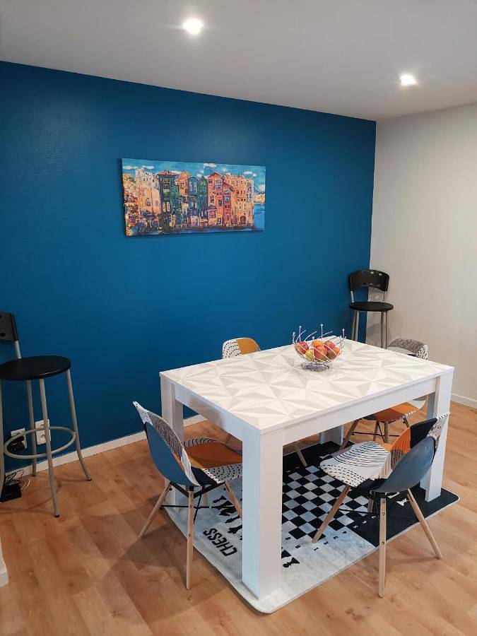 Gîte pour 11 personnes, avec balcon ainsi que vue et jardin à Saint-André-les-Vergers - 4