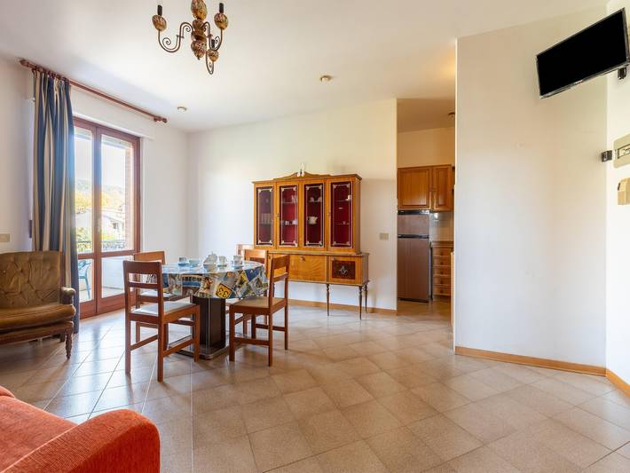 Gîte pour 5 personnes, avec piscine ainsi que terrasse et jardin, animaux acceptés à Tuoro sul Trasimeno - 4
