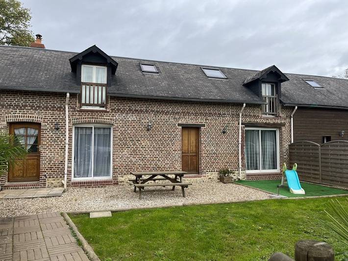 Gîte pour 8 personnes, avec Jardin à Saint-Gatien-des-Bois