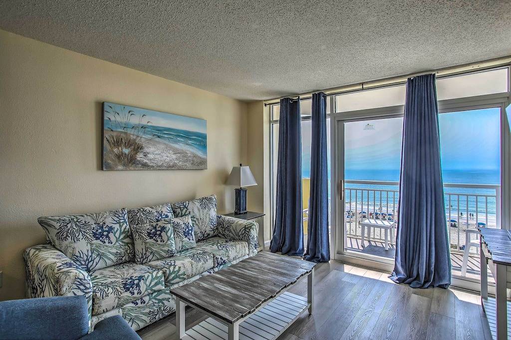 Ganze Wohnung, Bay Watch Condo w/ Oceanfront Balcony & Beach View in North Myrtle Beach, Grand Strand