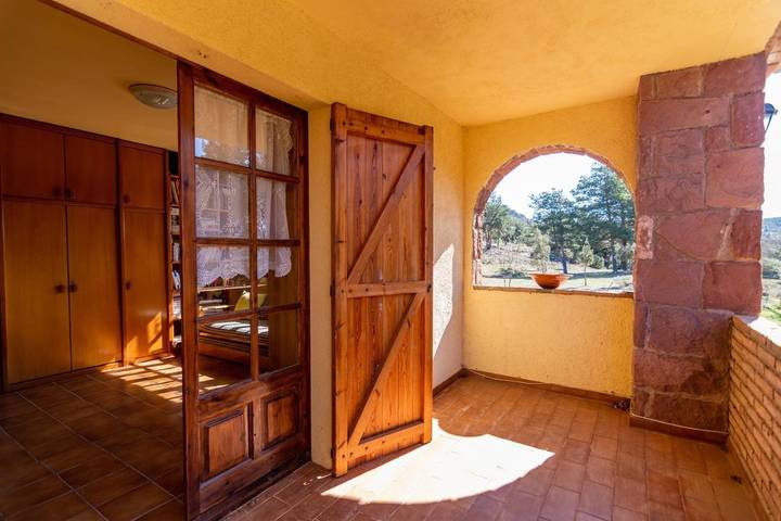 Casa rural para 13 personas, con jardín además de vistas y piscina para niños en Prades - 4