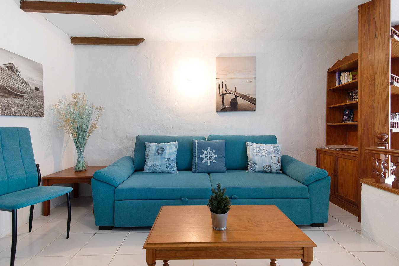 Holiday Home "Faro de Sardina Frente al Mar" with Sea View, Pool & Wi-Fi in Gáldar, North Gran Canaria