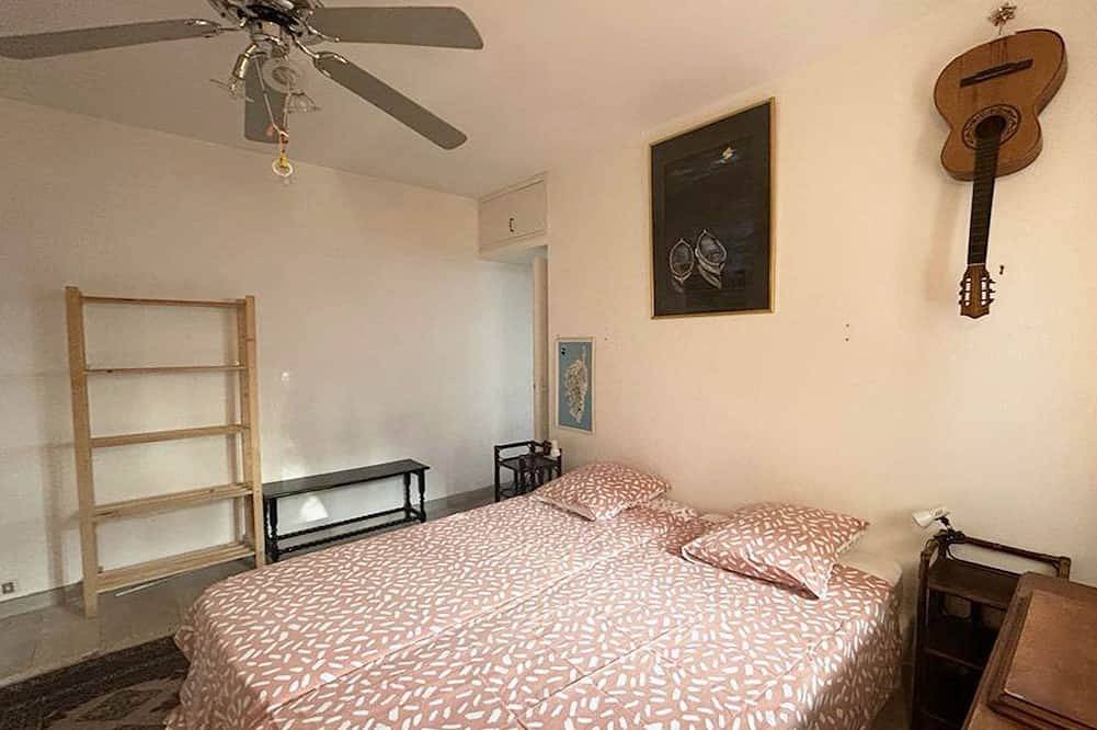 Apartamento entero, A large terrace overlooking the sea in Erbalunga, Brando