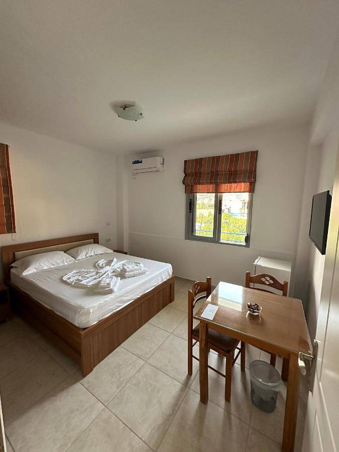 Maison d’hôte pour 2 personnes, avec balcon et vue dans Gjirokastër - 2