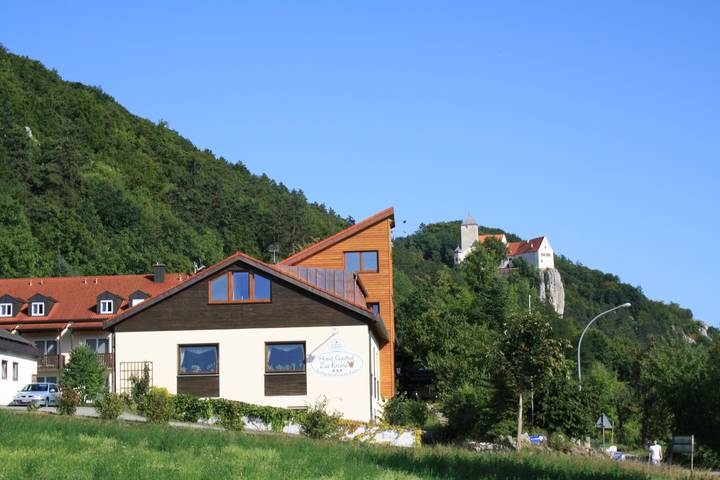 Hotel für 2 Personen, mit Garten und Terrasse sowie Sauna, kinderfreundlich in Bayerischer Jura - 2