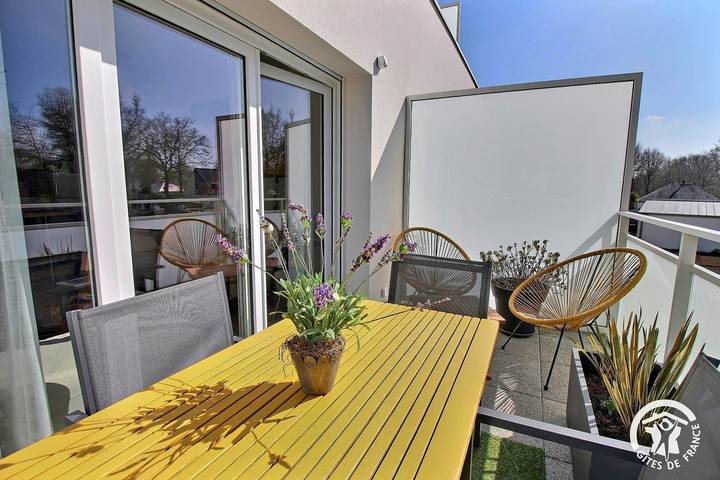 Gîte pour 4 personnes, avec terrasse à Ploeren - 2