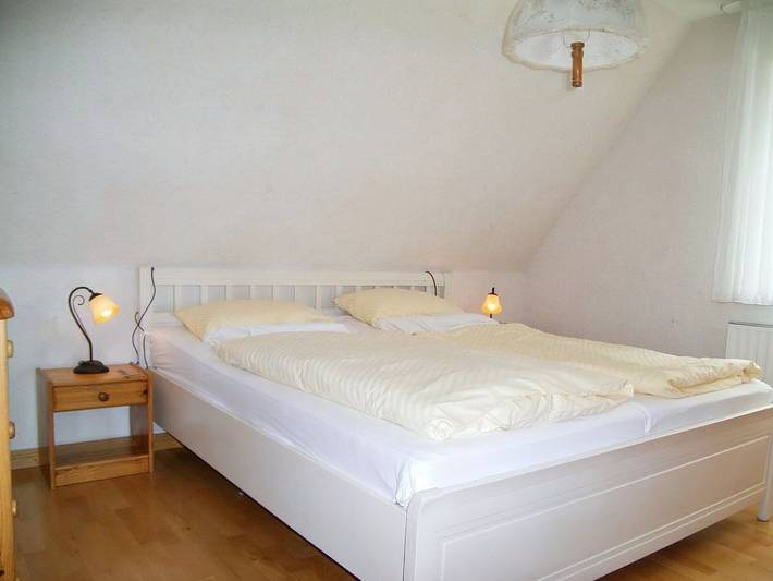 Ganze Wohnung, Allergikerfreundliche Ferienwohnung mit Balkon in Wyk auf Föhr, 50 m² in Wyk auf Föhr (Stadt), Wyk auf Föhr