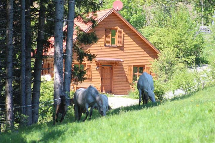 Ferienhaus für 13 Personen, mit Terrasse und Garten sowie Ausblick