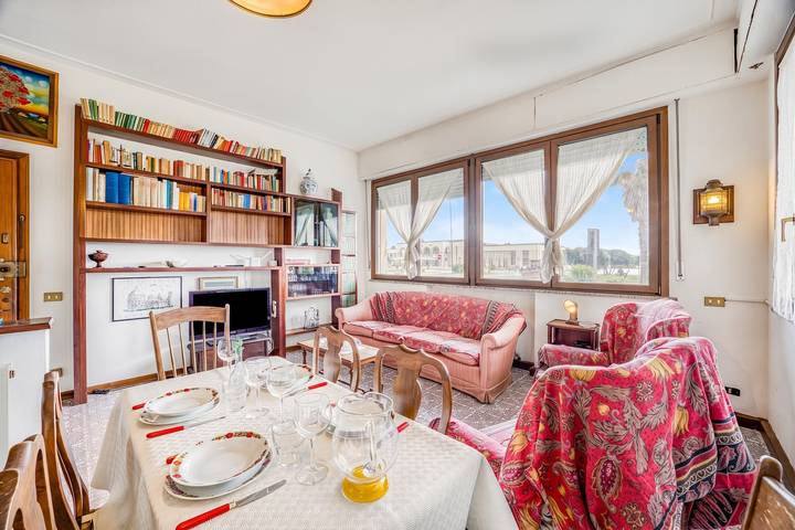 Apartament wakacyjny dla 4 osób, z Widok na ocean w Viareggio