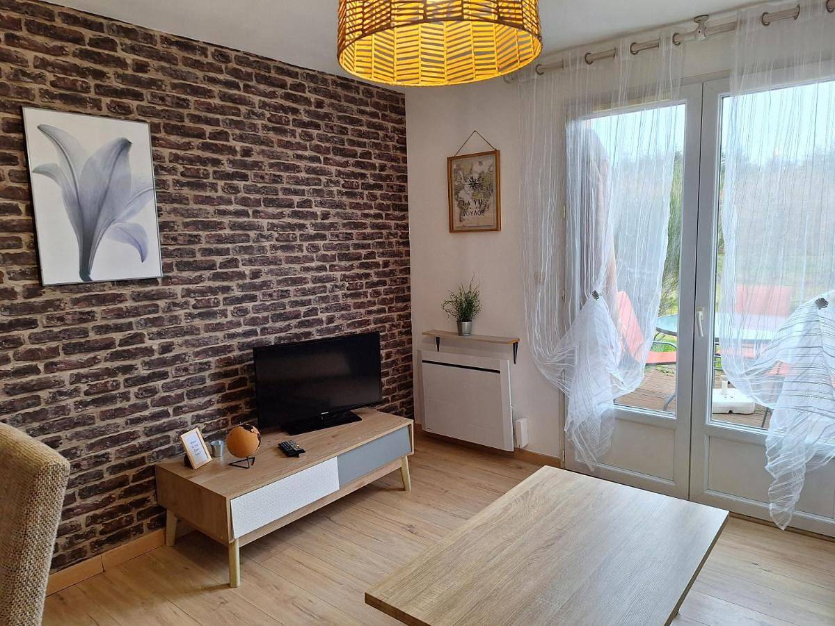 One-Bedroom House in Ardon, Sologne