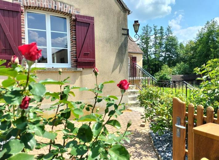 Gîte pour 9 personnes, avec balcon et jardin dans Moutiers-au-Perche