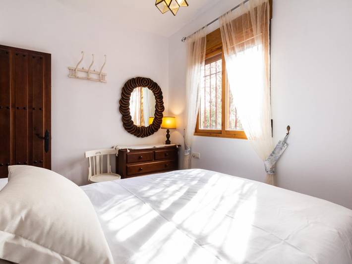 Andalusian rustic farmhouse with private pool and wifi in Nigüelas, Granada Province