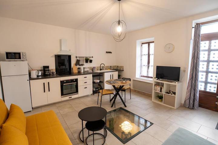 Location de vacances pour 3 personnes, avec terrasse, animaux acceptés dans Arenes D Arles - 4