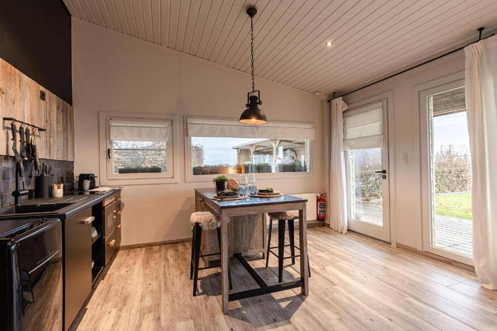 Three-Bedroom House in Veurne, Westflandern