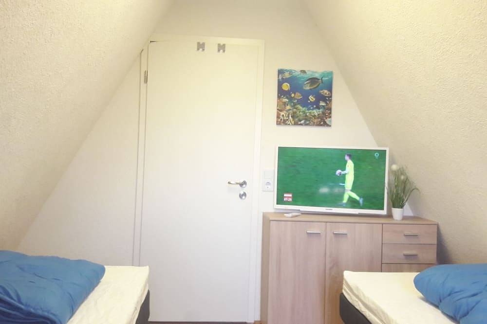 Ferienhaus 'Dem Himmel so nah' mit 5 Schlafzimmern, 2 Badezimmer, 3xwc, Garten in Reichshof, Oberbergischer Kreis