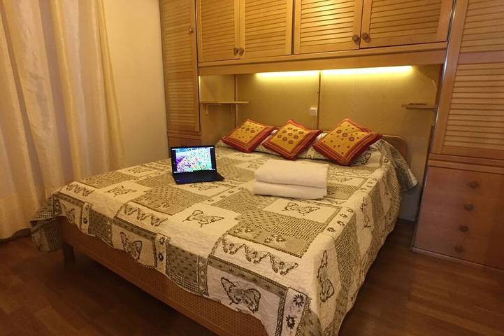 Ganze Wohnung, Sanremo: Splendid Zwei Zimmer mit Blick auf Strände, Meerblick in San Remo, Sanremo Gemeinde