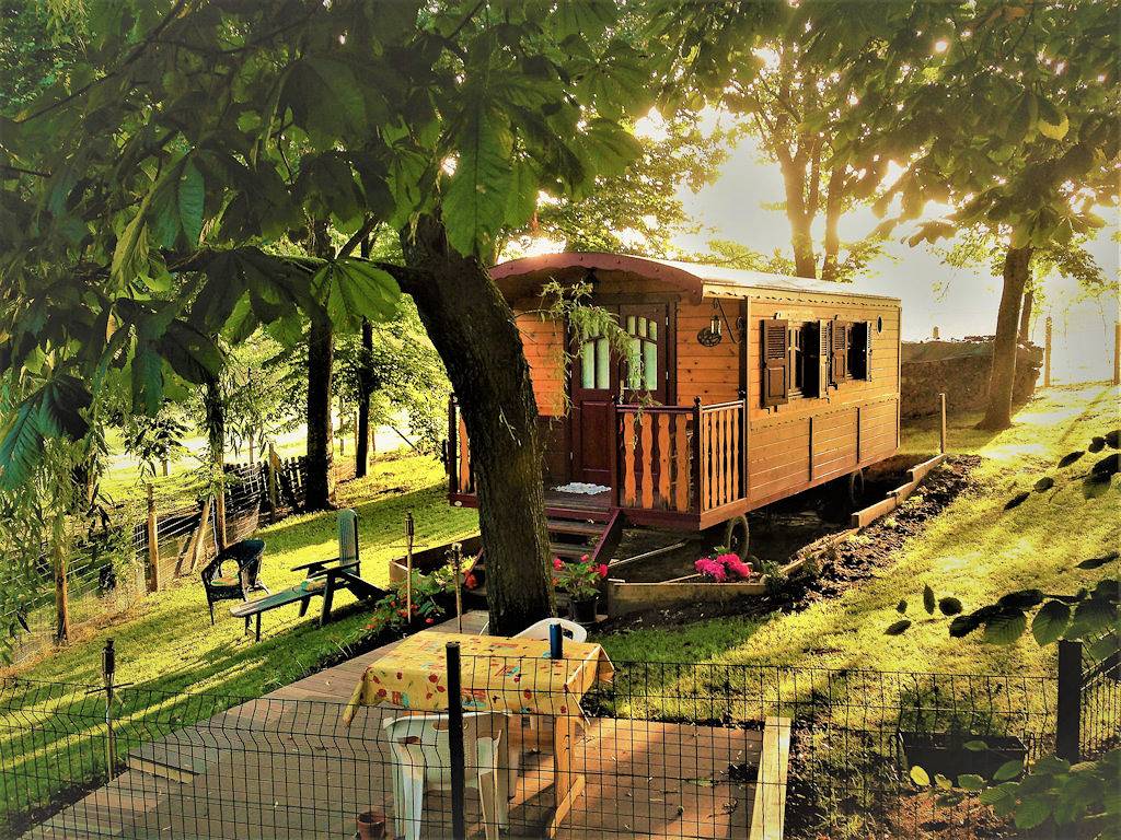 La Gypsy Caravan de Rivière a 8 km d'Arras in Rivière, Région d'Arras
