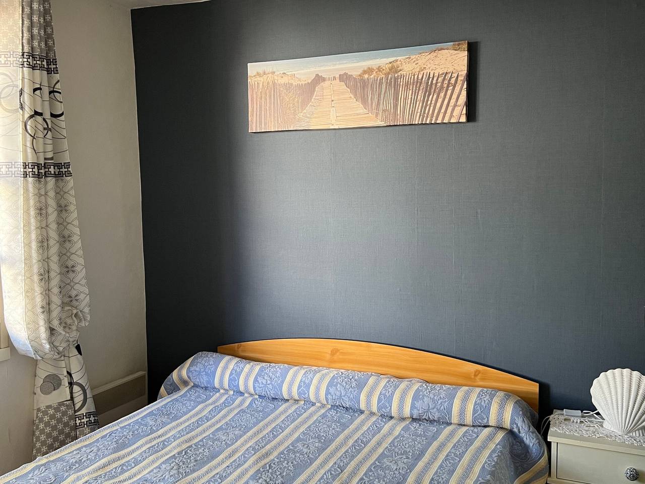 Casa encantadora com jardim, a 10 minutos da praia, ideal para casais ou pequenas famílias in Le Grand-Village-Plage, Côte de Beauté