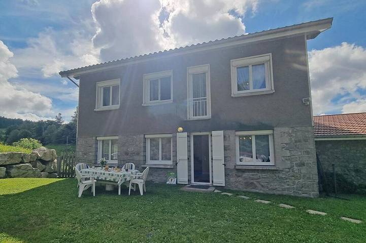 Gîte pour 4 personnes, avec jardin - 1