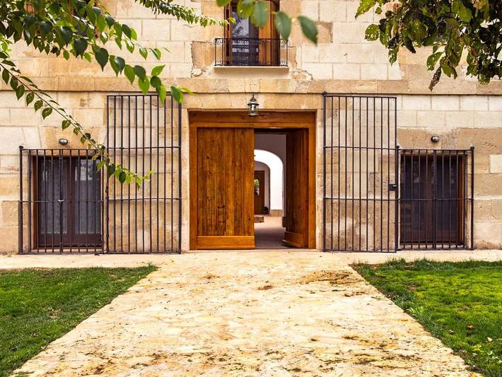 Casa rural para 21 personas, con Terraza además de Jardín y Vistas en Arguedas - 2