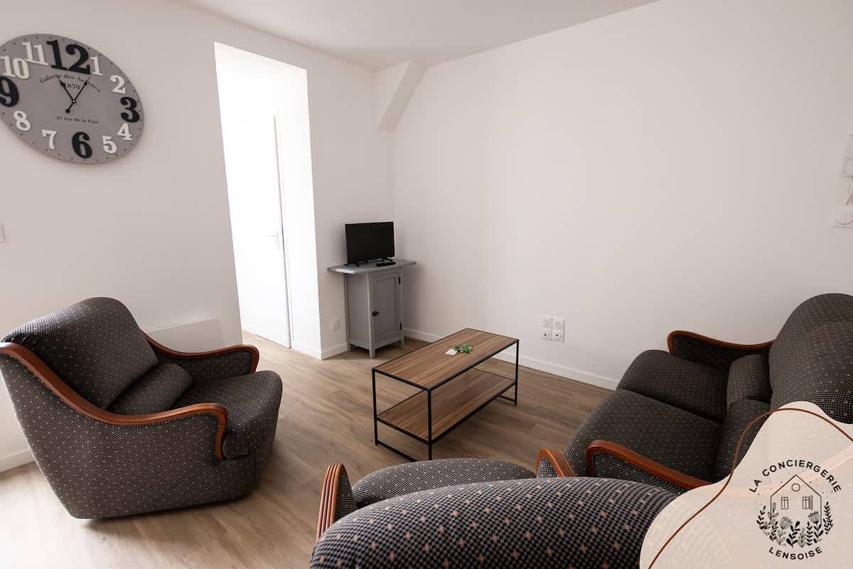 Ganze Wohnung, Chez Jean, Hyper centre, 4 Chambres, wifi, 8 pers in Lens, Lens und Umgebung