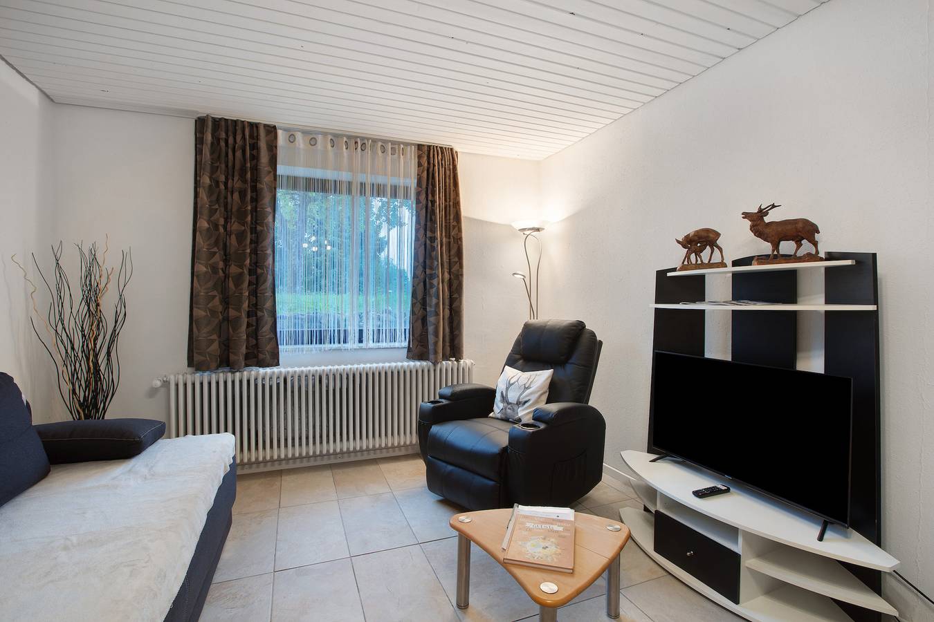 Ganze Wohnung, "Ferreira's Ferienwohnung" mit Bergblick, Gemeinschaftsgarten und Wlan in Suedlicher Schwarzwald, Sankt Blasien