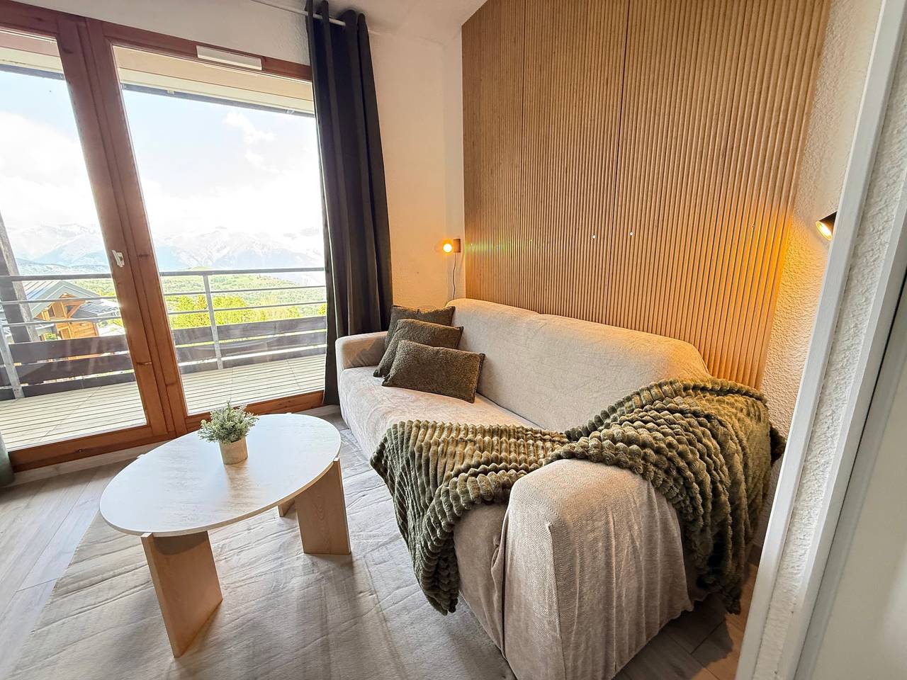 Geheel appartement, Le Nid des 3 Sommets - Proche station de ski in Le Corbier, Villarembert