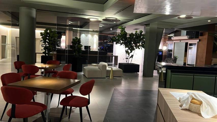 Hôtel pour 3 personnes, avec jardin et piscine à Lorca - 2