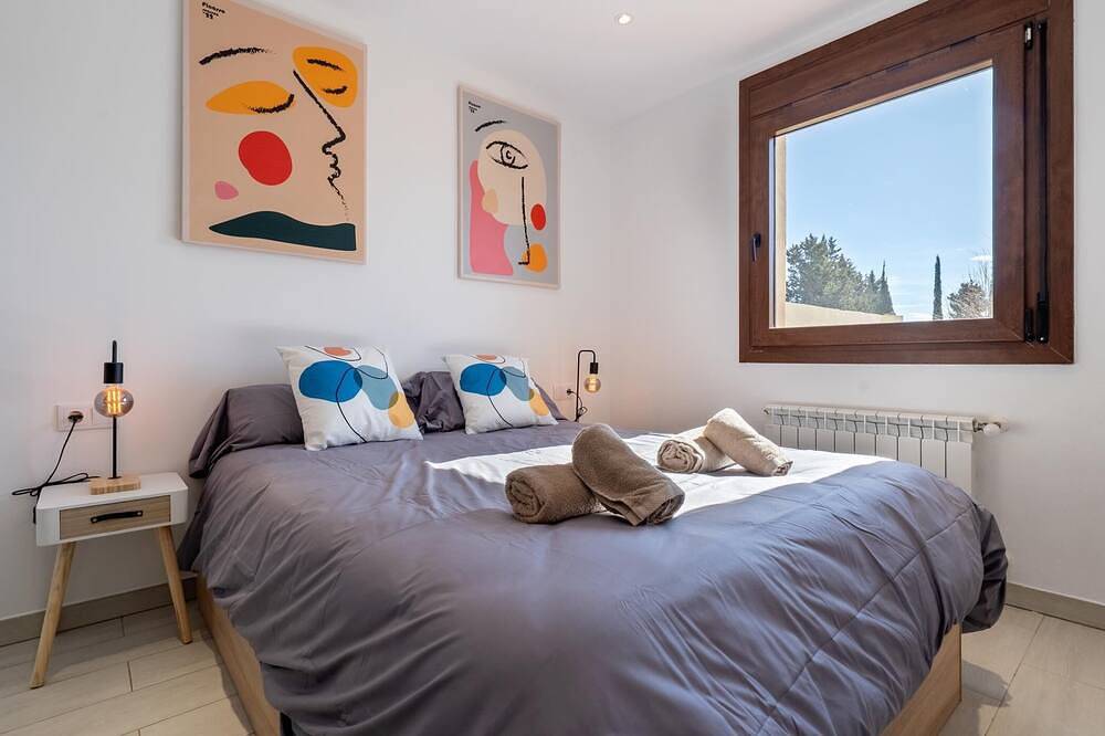 Family house with terrace and a/c 8min beach in Santa Cristina d'Aro, Costa Brava