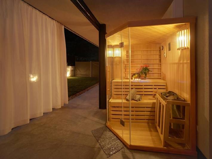 Ferienwohnung für 6 Personen, mit Pool und Garten sowie Terrasse und Sauna, mit Haustier in Tisens - 2