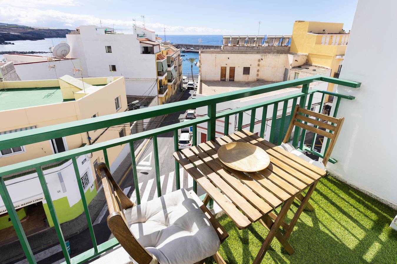 Appartement entier, Appartement de vacances pour 3 personnes avec balcon in Playa San Juan, Guía de Isora